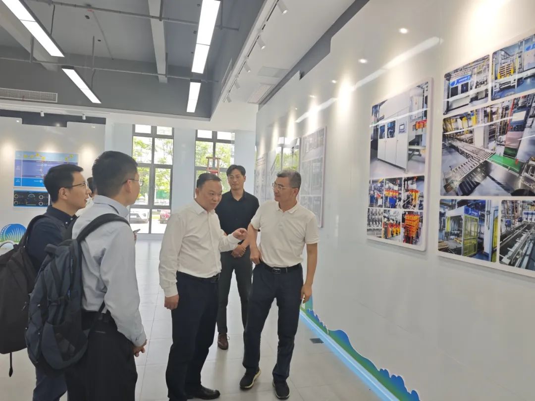 合肥工业大学校友总会丁兆罡主任一行莅临合肥AG贵宾会参观交流 合肥工业大学校友总会丁兆罡主任一行莅临合肥AG贵宾会参观交流