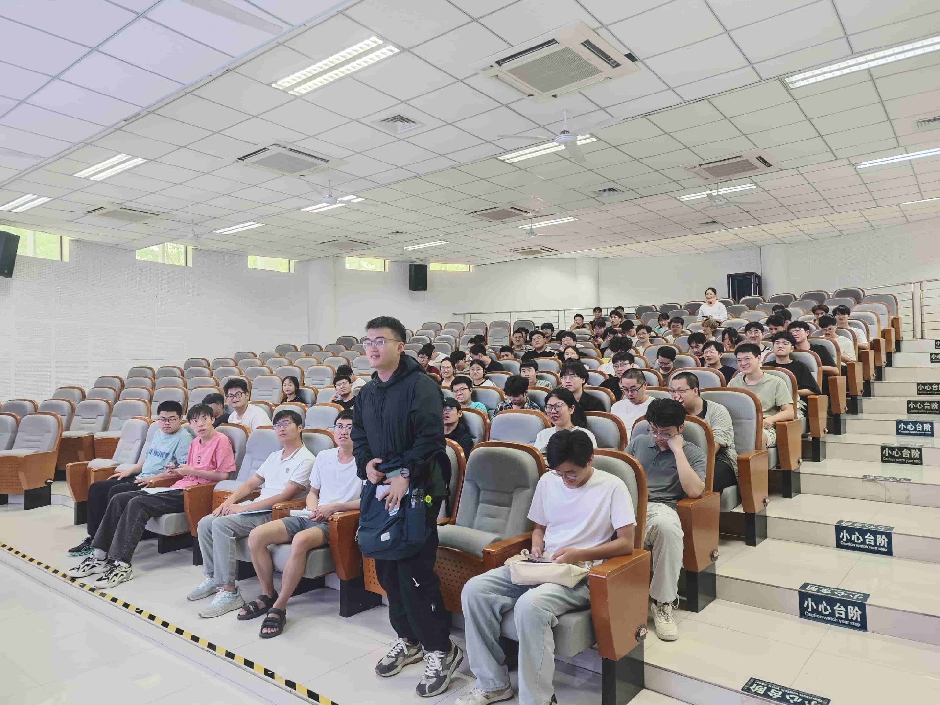 AG贵宾会智造2025届秋招安徽大学宣讲会圆满举行 AG贵宾会智造2025届秋招安徽大学宣讲会圆满举行